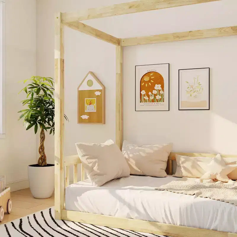 Letto a baldacchino singolo a pavimento con recinzione e sponde di sicurezza