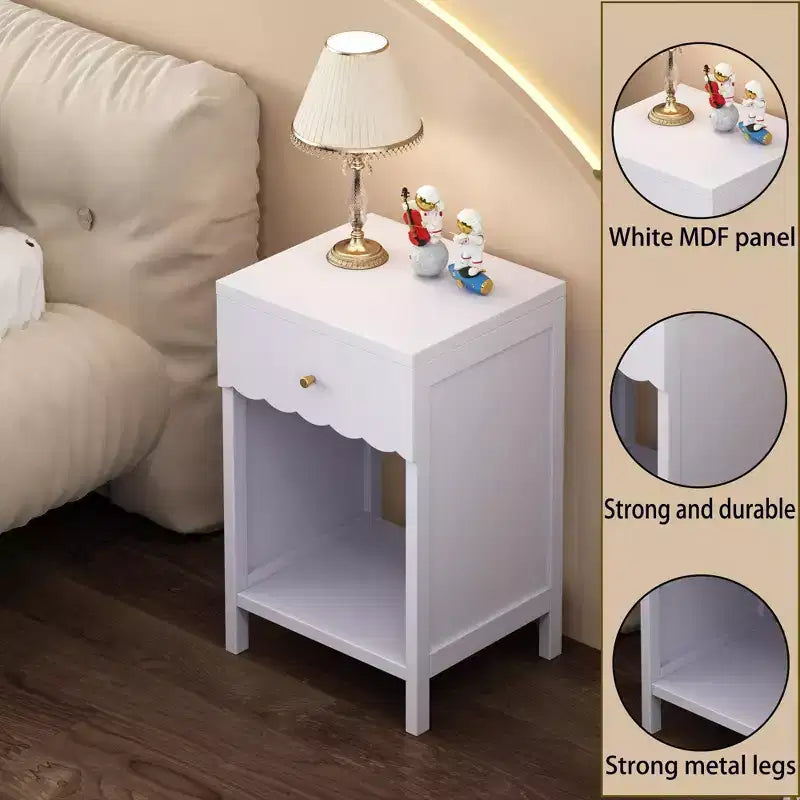 Comodino con Bordo Festonato, Cassetto e Ripiano Aperto – Lilla
