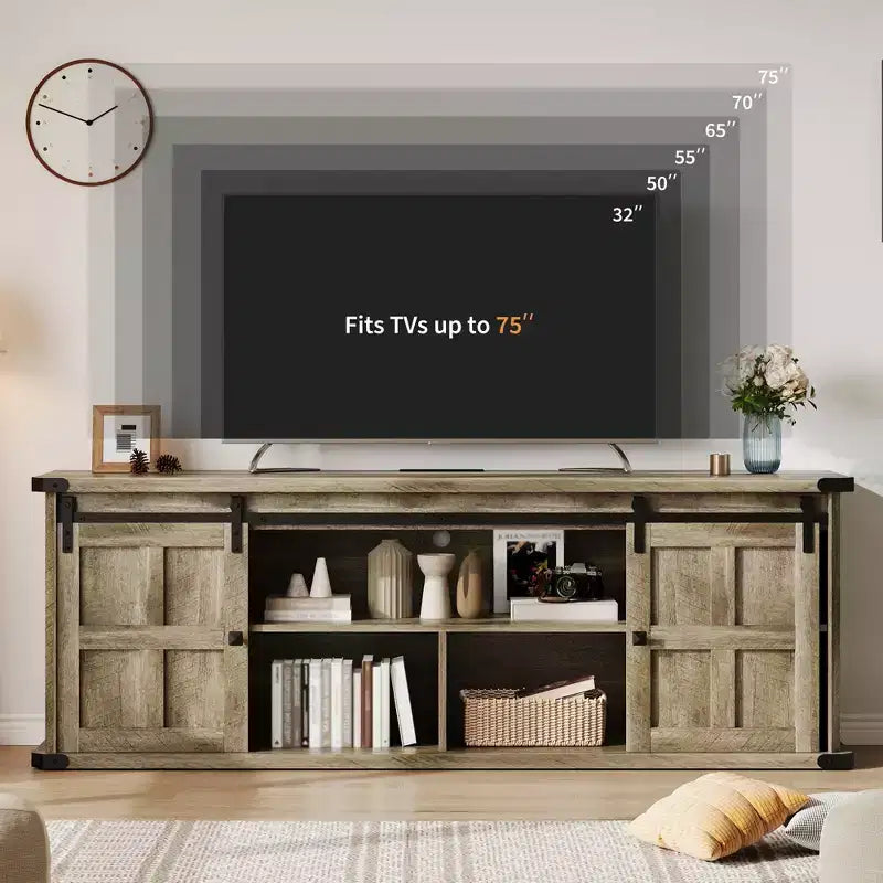 Mobile porta TV rustico con ante scorrevoli a persiana e presa di corrente — Adatto fino a 80"