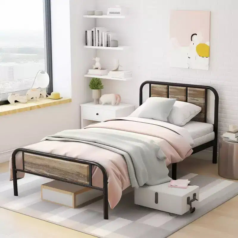 Struttura Letto a Piattaforma in Metallo con Testiera in Legno