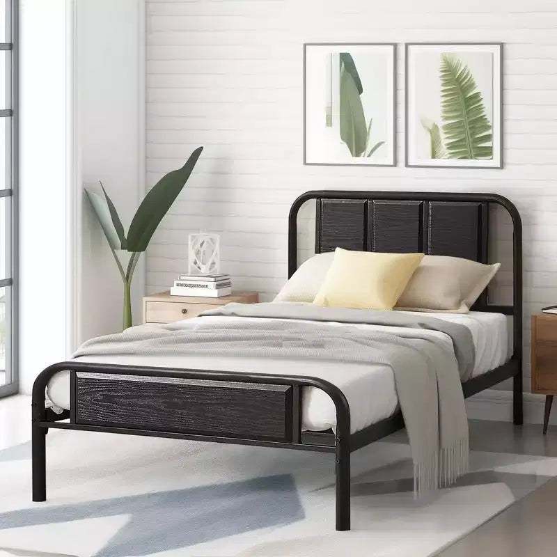 Struttura Letto a Piattaforma in Metallo con Testiera in Legno